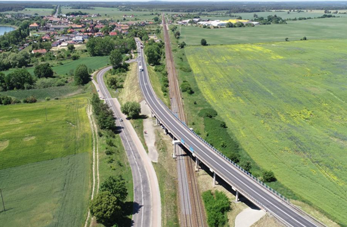 Kolejny etap prac przy wiadukcie nad linią Berlin – Warszawa. Będzie objazd