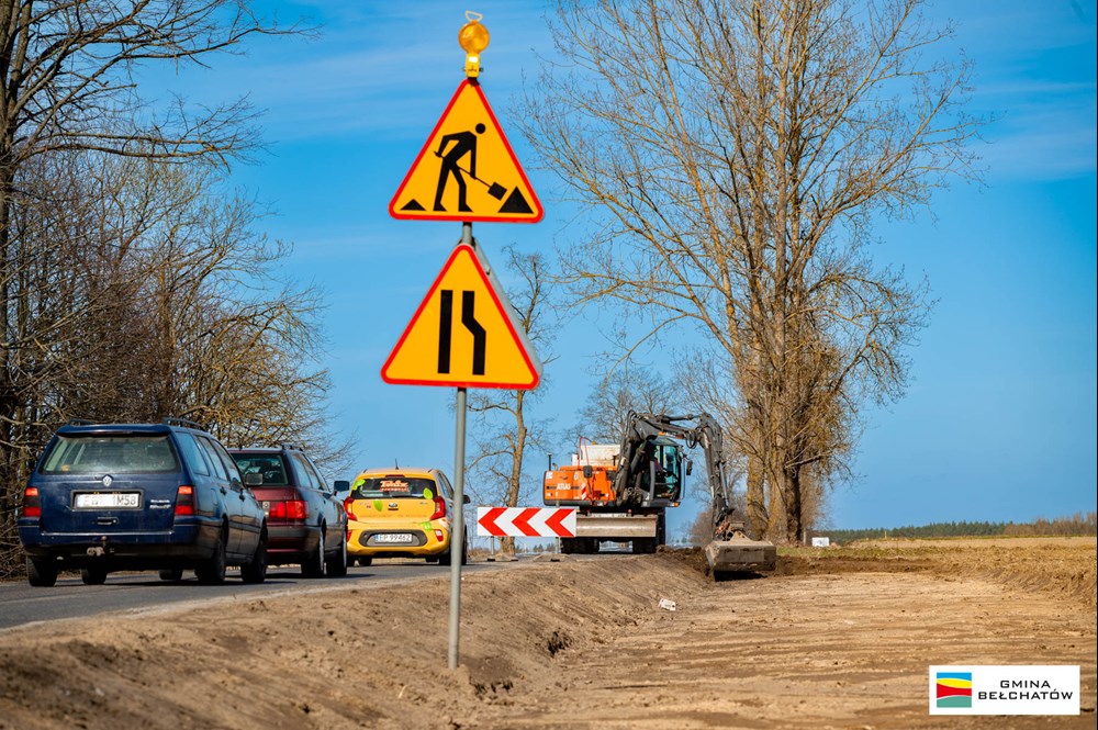 Ruszyła rozbudowa drogi pod Bełchatowem za 80 mln zł [zdjęcia]