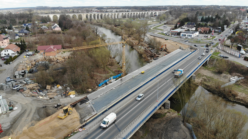 Dolnośląskie. Rosną mosty w Bolesławcu