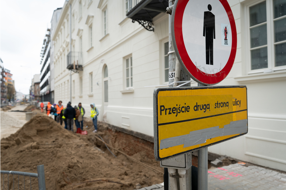 Warszawa. Odkryto cmentarz podczas przebudowy ul. Okrzei