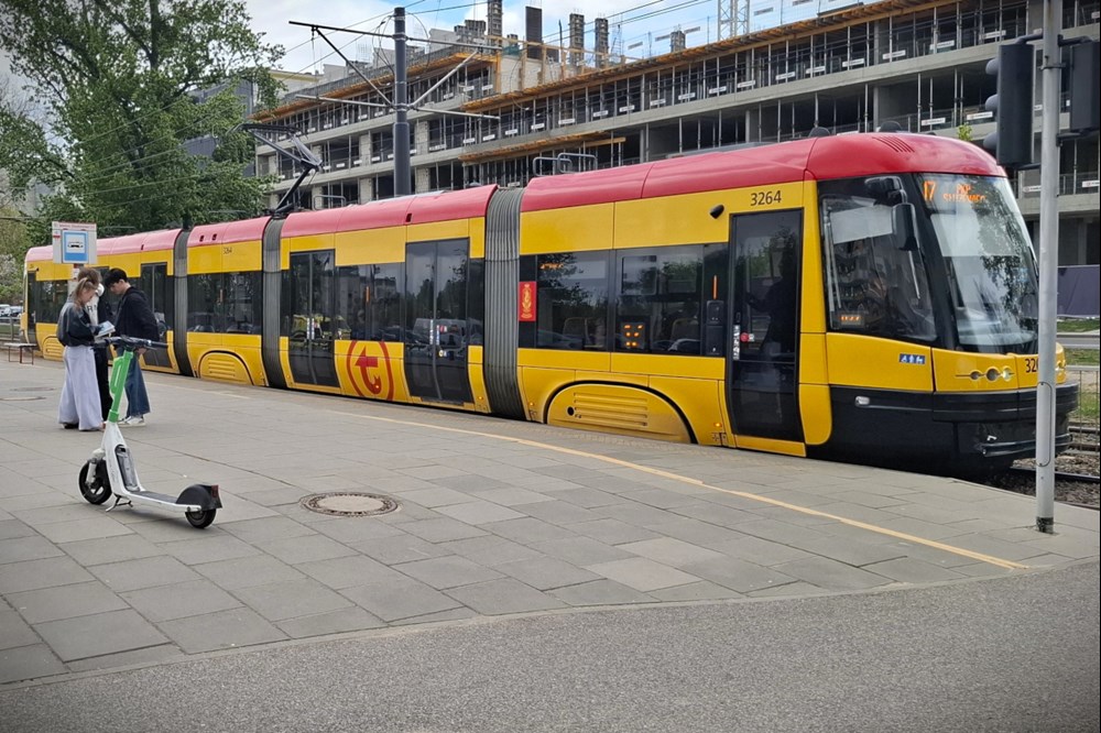 Majówkowe utrudnienia w Warszawie. Remontują drogi i torowiska