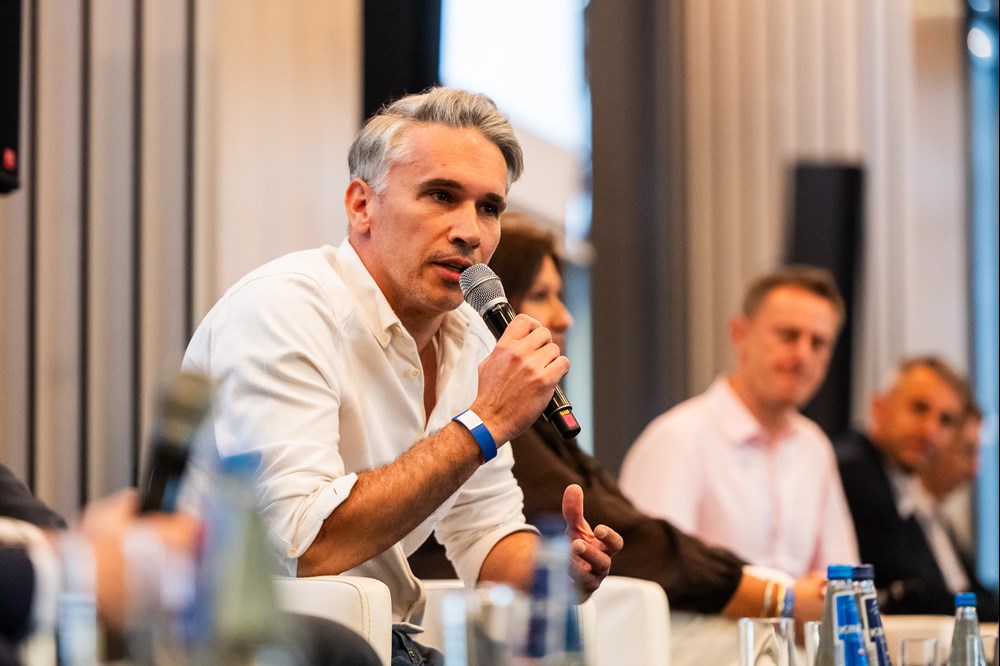 Transportowe życie Warszawy "wywrócone" przez technologię i pandemię?
