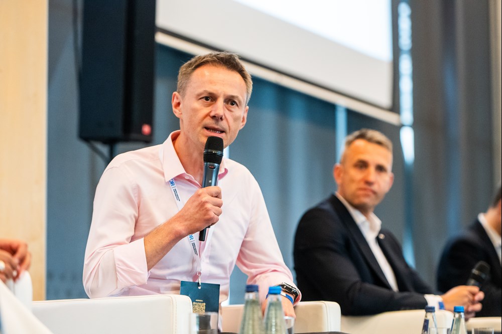 Partyka (Flowbird Tech): Aplikacje i technologia potrafią zmieniać zachowanie kierowców