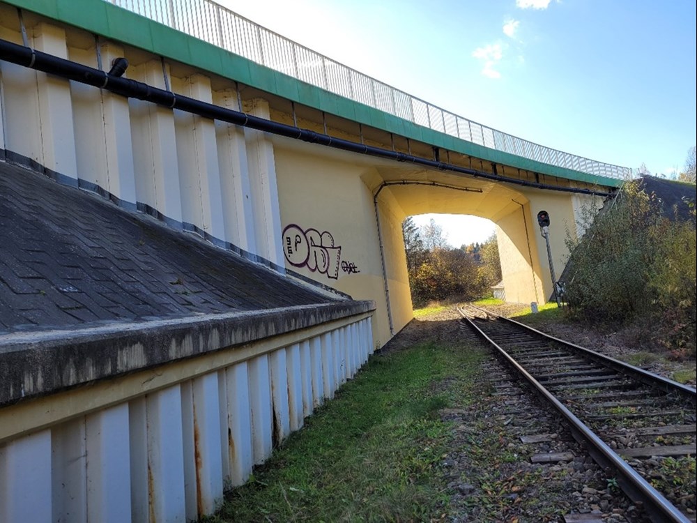 Podkarpackie. Są oferty na remont wiaduktu kolejowego przy DK-84