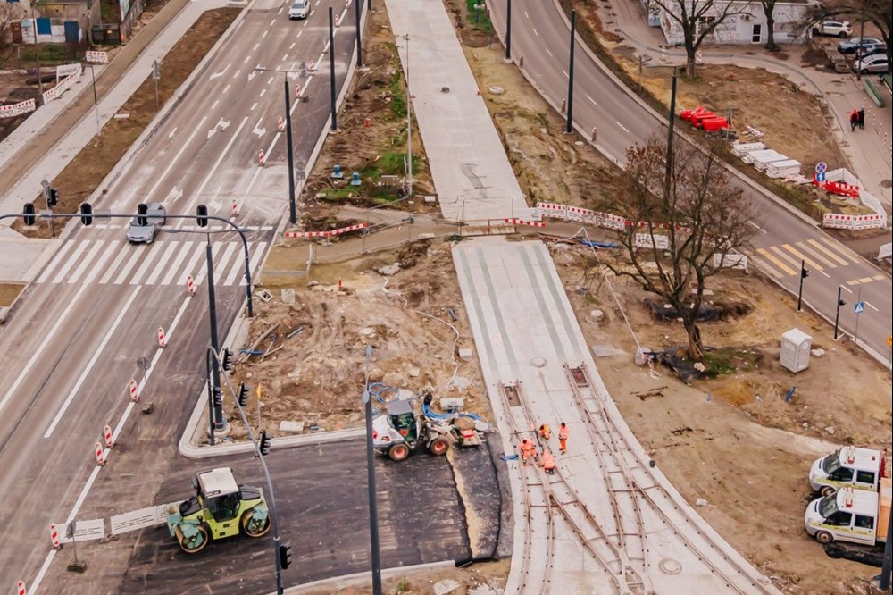 Łódź. Nowa linia tramwajowa z cichym torowiskiem w centrum miasta