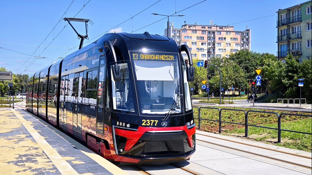 Łódź. Trasa na Śmigłego-Rydza i Niższej przed odbiorami, tramwaje w połowie lipca