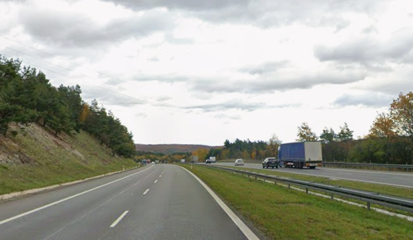 Lekki spadek ruchu i wzrost przychodów na koncesyjnej A4