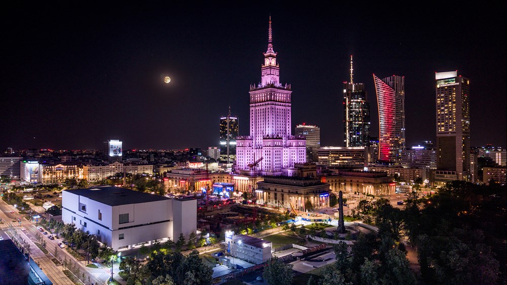 Warszawa. Są oferty na projekt zmian wokół Pałacu Kultury