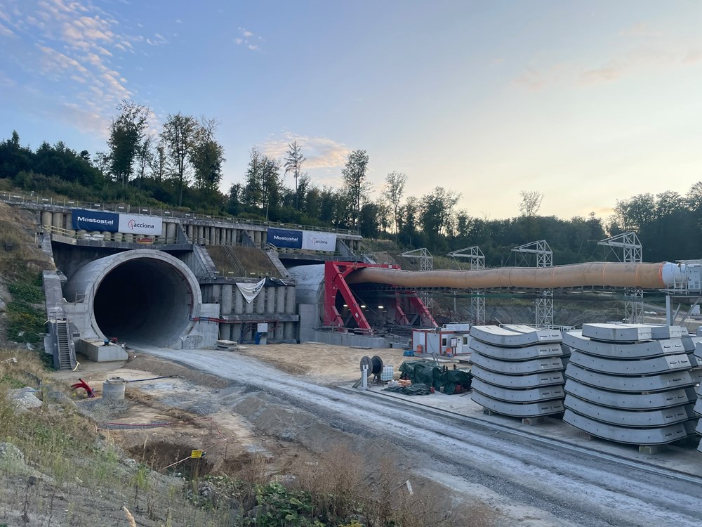 Mostostal Warszawa pilnie potrzebuje minimum 375 mln zł