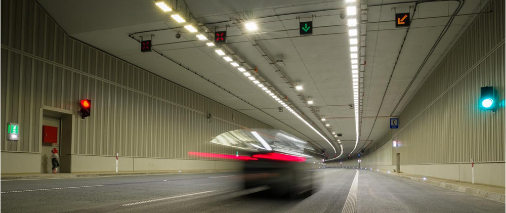 150 mln przejazdów tunelem na S2