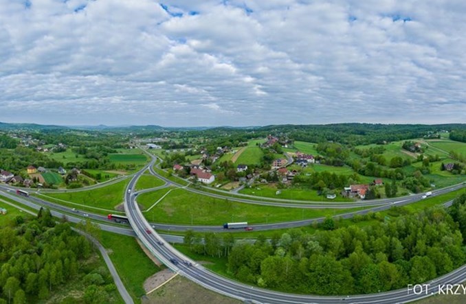 Pierwsza umowa na projekt dodatkowych jezdni wzdłuż Zakopianki