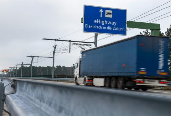 Samochody ciężarowe pod wysokim napięciem