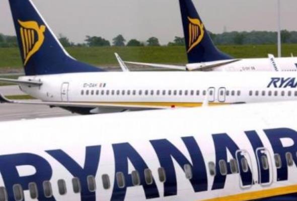 Ryanair wprowadza opłaty za emisję CO2