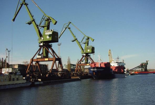 77 mln ton ładunków w polskich portach 