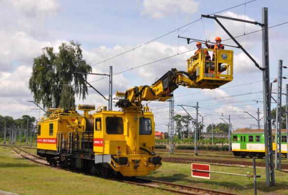 PKP Energetyka chce budować sieć trakcyjną dla Deutsche Bahn