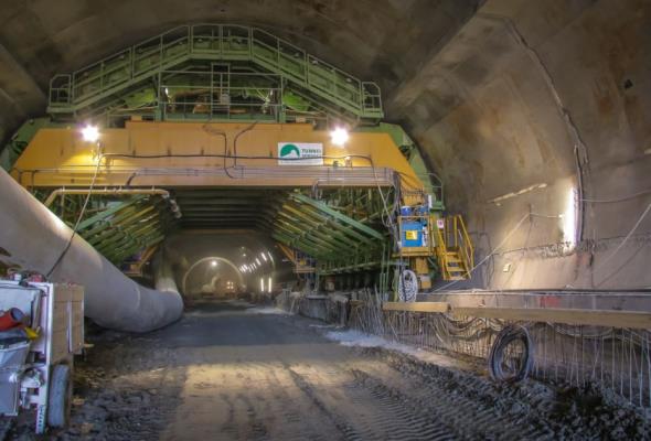 Wydrążono już pół kilometra tuneli na Zakopiance   