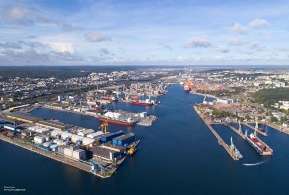 Czy Droga Czerwona zablokuje rozwój Portu Gdynia? 