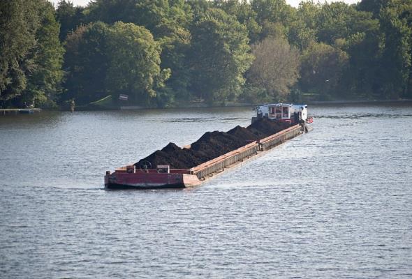 OT Logistics: Z Gliwic do Wrocławia przepłynęło Odrą ponad 200 tys. ton węgla 