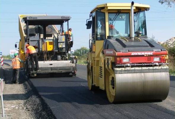 Budownictwu dokucza wzrost kosztów pracy i materiałów, jednak realizacja projektów infrastrukturalnych niezagrożona