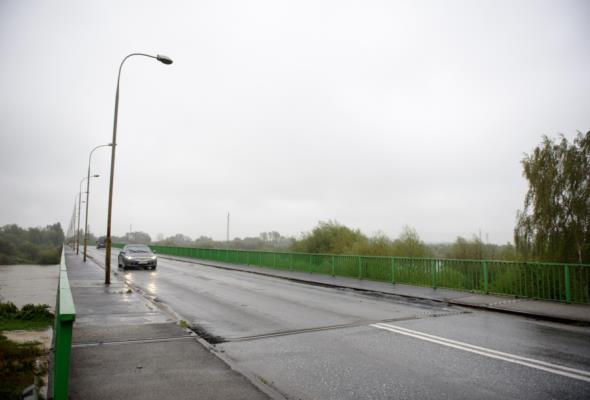 Rusza projektowanie zamkniętego mostu przez Dunajec koło Tarnowa