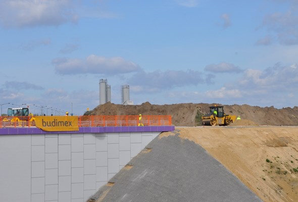 A1 Stryków – Tuszyn, czyli 40 km drogi w technologii betonowej [ZDJĘCIA]