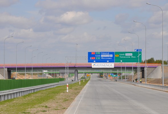 A1 Stryków – Tuszyn, czyli 40 km drogi w technologii betonowej [ZDJĘCIA]