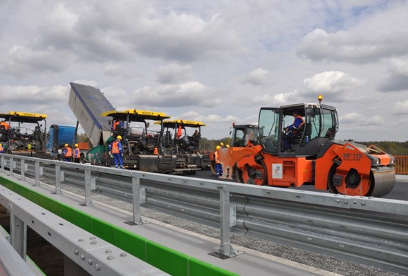 A1 Stryków – Tuszyn, czyli 40 km drogi w technologii betonowej [ZDJĘCIA]