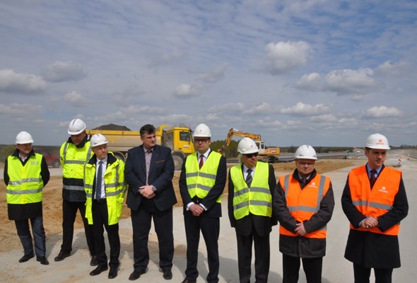 A1 Stryków – Tuszyn, czyli 40 km drogi w technologii betonowej [ZDJĘCIA]