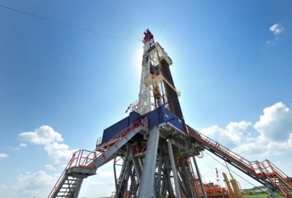 PGNiG aktualizuje strategię. Powodem spadek cen ropy i gazu