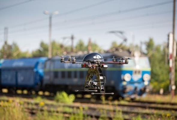 Dlaczego boimy się dronów