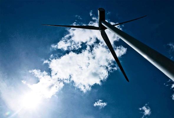 Osoby prywatne coraz częściej inwestują w turbiny wiatrowe