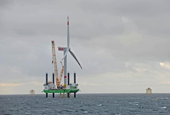 Szczecin: Zwiększone dofinansowanie dla budowy fabryki fundamentów morskich turbin wiatrowych