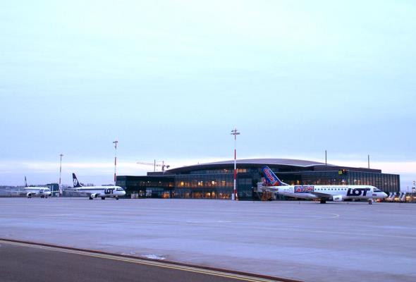 Podkarpacie: Brakuje oficjalnych informacji o zawieszeniu lotów Eurolotu