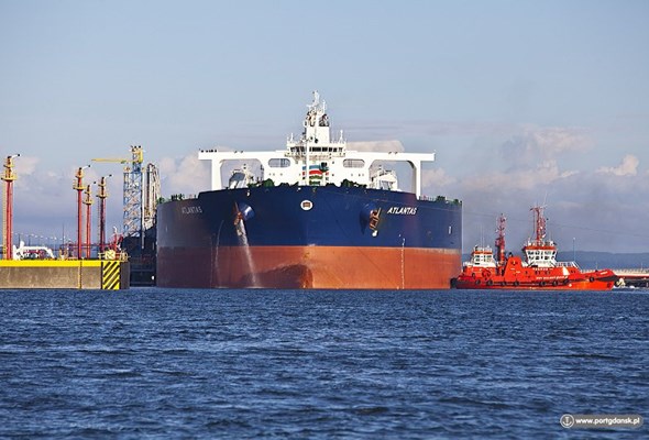 Gdańsk: Największy tankowiec wpłynął do Naftoportu