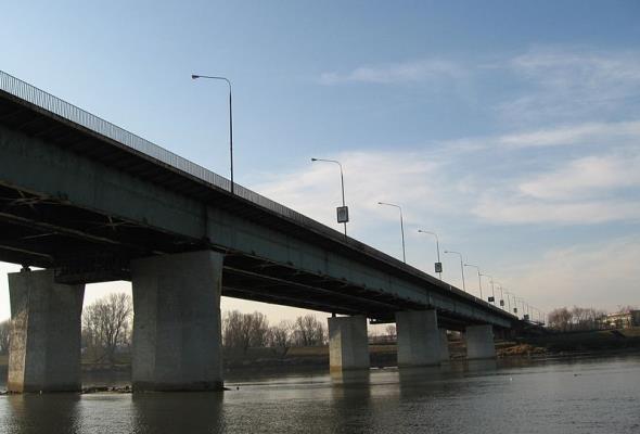 Warszawa wybrała firmy, które naprawią most Łazienkowski